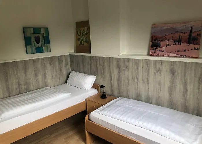 Gaestezimmer Siminciuc 3* Aachen